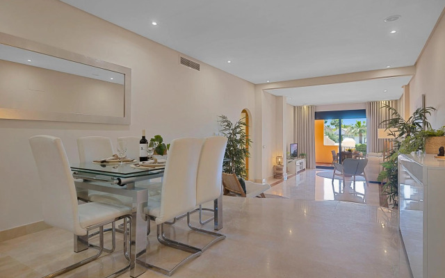 Quiet & bright apartment in Las Mimosas de Banús