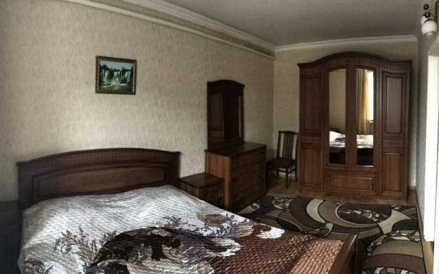 Caucasus Hotel — фото