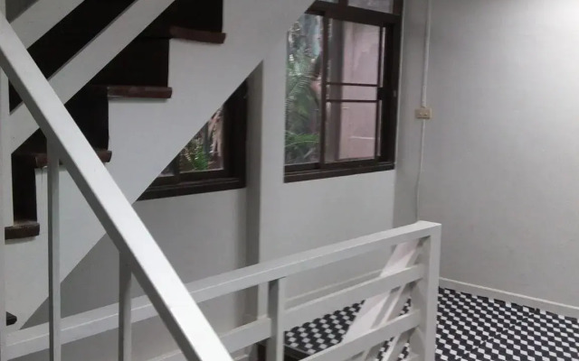 Royal Anand Guest House