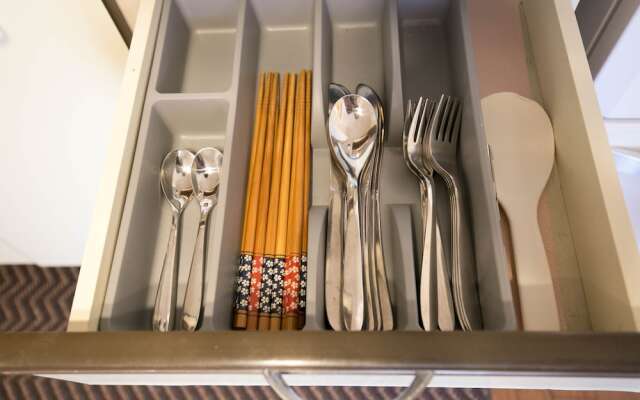 Hakata Tatami Room 1004