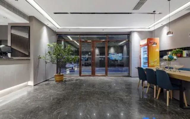 Homeinn Selected Hotel (Zhangqiu Mingshui Ancient Town Baimai Spring)