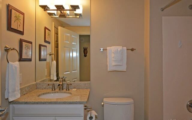 The Gem - 3 Br condo by RedAwning