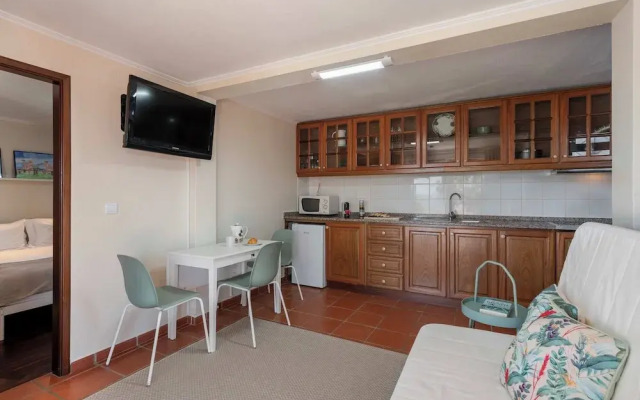 Apartment With Garden - Casa Frangipani