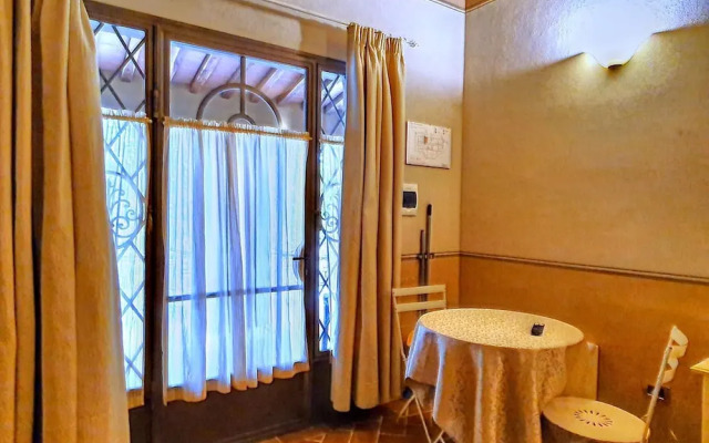 Apartment in Monteverdi Near Wine Tours