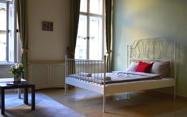 Parliament Dream Home at The Danube 1 Bedroom by Unb