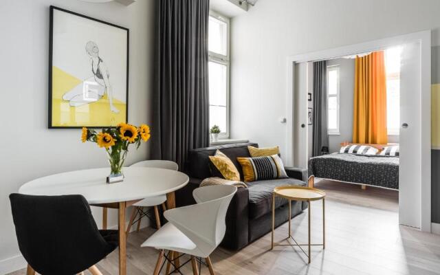 Sanhaus Apartments - 13 Chopina Street