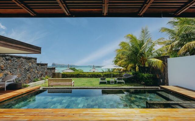 Peninsula Beach Villa with LOV