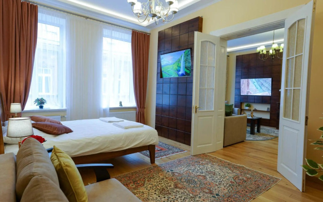 Lviv Suites at Shopena st. 4