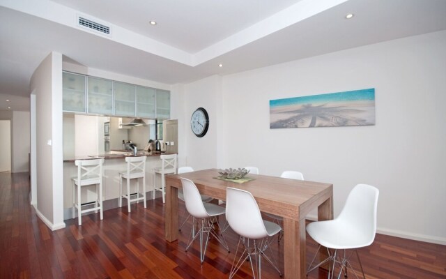 The Summit, Unit 4/25 Tomaree Street