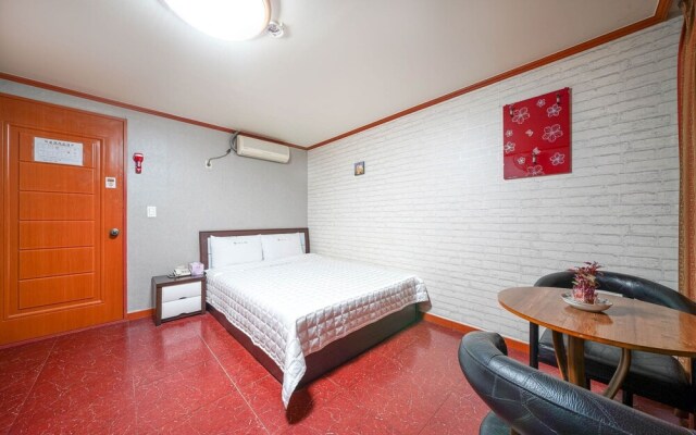 Busan Jaesong-dong Romance