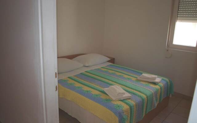 Cosy Apartment in Zadar With Balcony