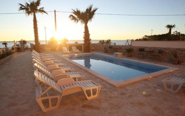 Sea View Apartments Nina - AE1021