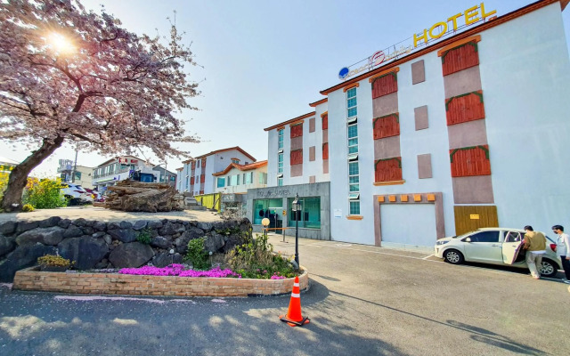 Ocean Family HOTEL