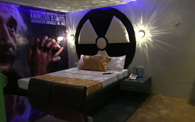 Icon Hotel Macapagal