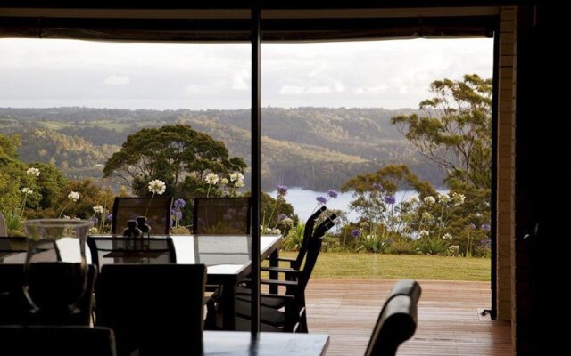 Montville Mountain Lodge