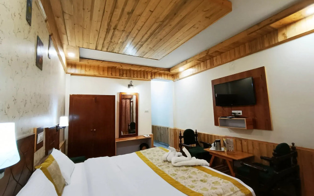 CS Shhandella Hotel