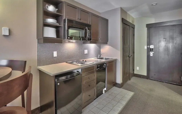 Blue Mountain Mosaic Boutique Suites