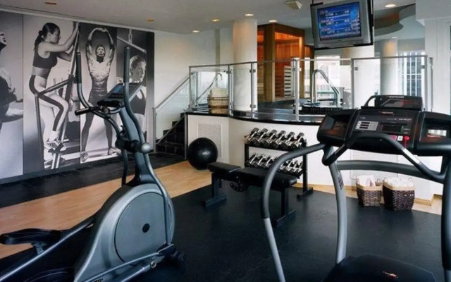 Cambridge Suites Toronto