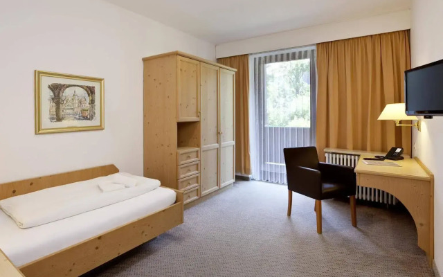 Europark Hotel International