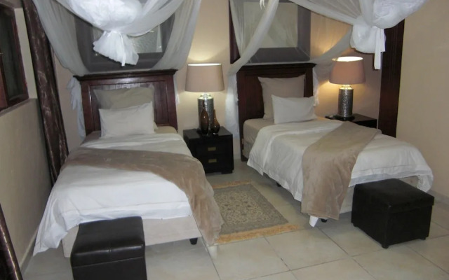 Shamba Lodge