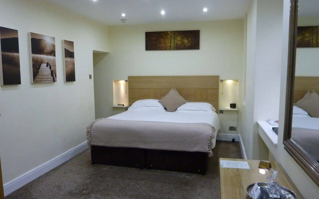 Meadfoot Bay Hotel