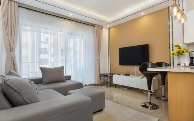 Serene Heights Apartment by Edmor Suites