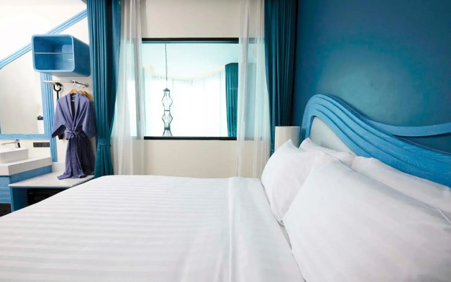 Elmas Cha-Am Design Hotel (SHA Extra Plus)
