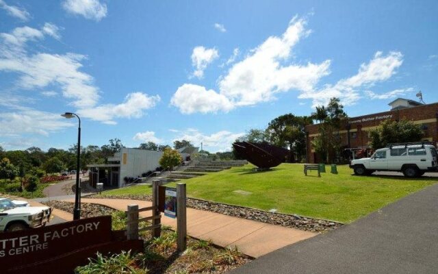 Cooroy Luxury Motel Apartments Noosa