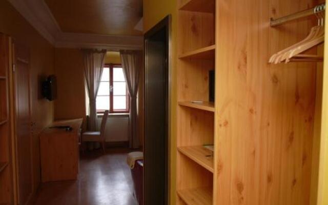 Apartments and Suites Kremnica