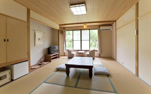 Tokiwaso – Guest Rooms – Miyakonojo