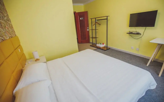 White Horse Times Hotel