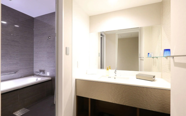 Quintessa Hotel Osaka Bay