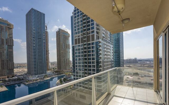 Homesgetaway - JLT Lake Views 1BR