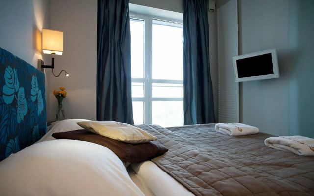 Platinum Towers E-Apartments