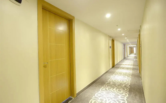 Minghong Hotel (Guangzhou Zhongshan Medical Dongshankou Metro Station)