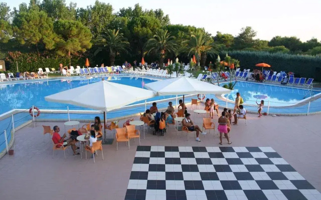 Victor Village Resort