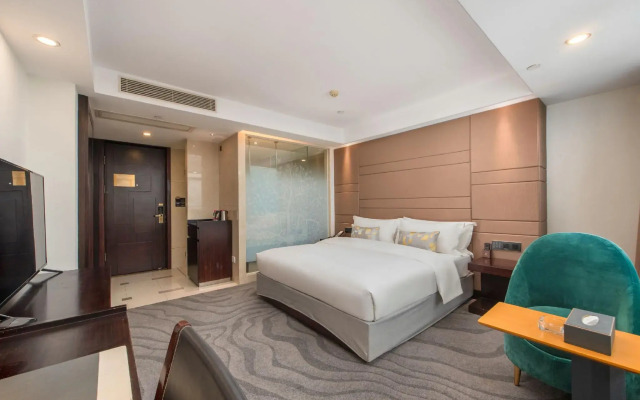 Zenith International Hotel