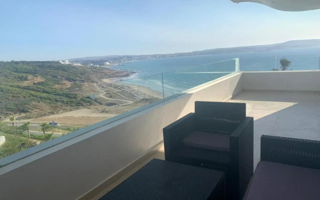 Intimate Apartment with a beautiful view