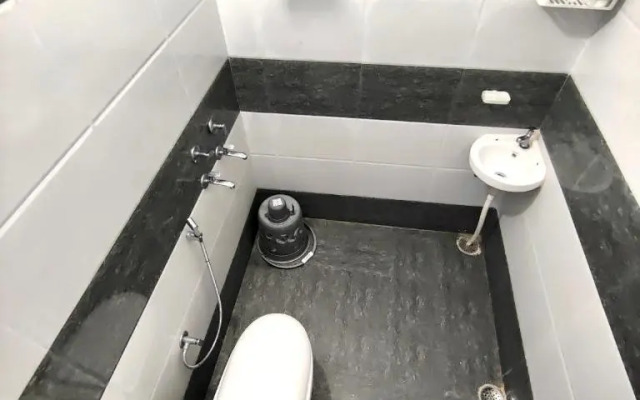 OYO 28196 Hotel Corbett Radiance