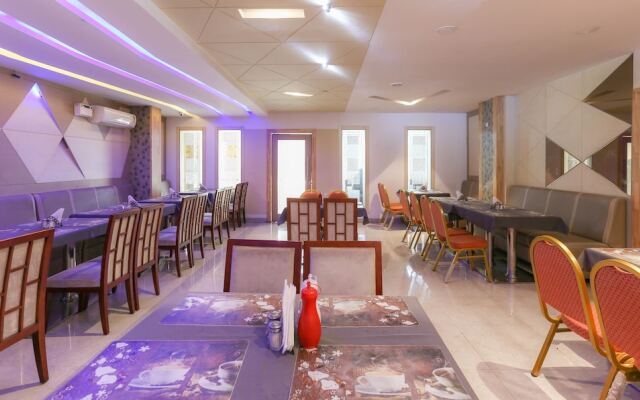 Treebo Trend Dwaraka Grand