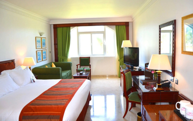 Crowne Plaza Muscat by IHG