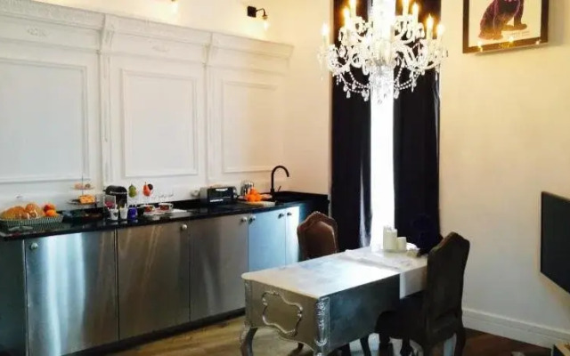 Purple Dog Suites