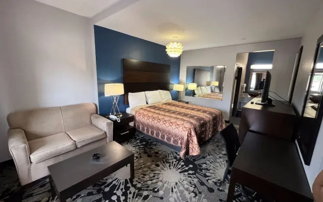 Regency INN & Suites