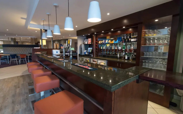 Holiday Inn Express Dunfermline by IHG