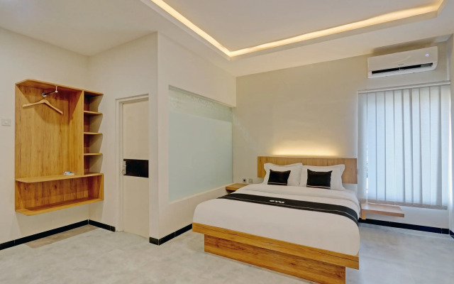 OYO 90410 Griya Amanah Jajar Syariah