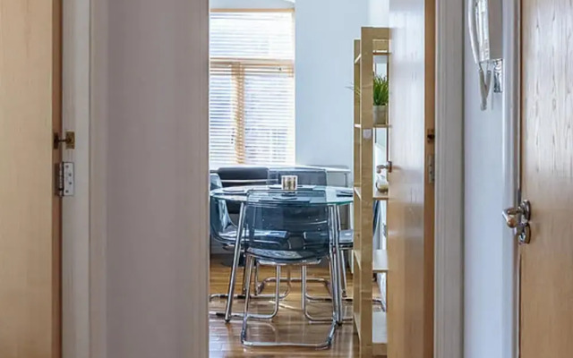 Luxury Central Newcastle Apartment 23