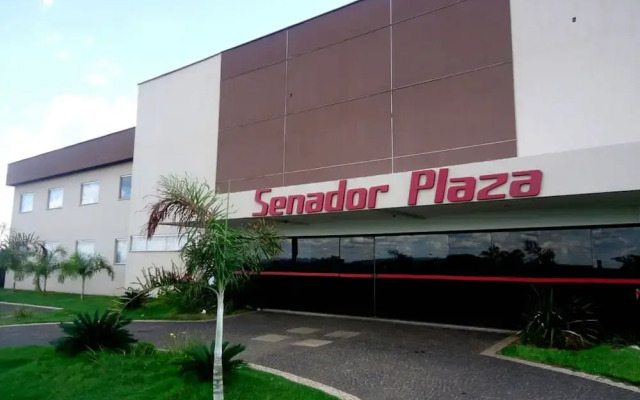 Senador Plaza Hotel