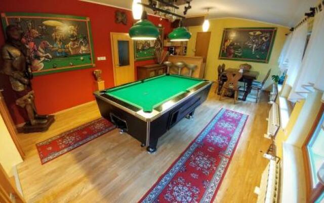 Apartments Ina