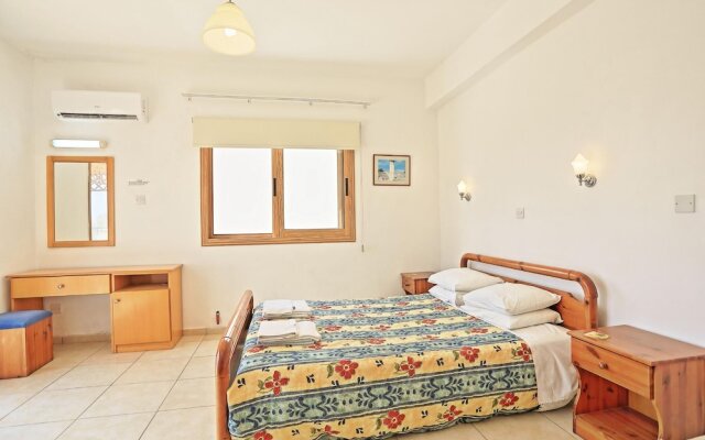 Villa Athina Finiki in Latchi