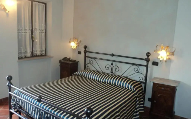 Eno-Agriturismo Cascina L'Arché